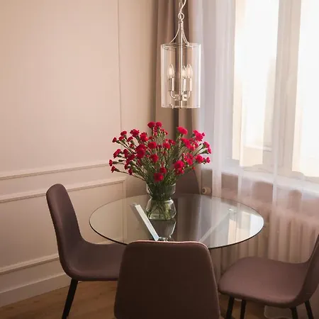 Plaza 41 Apartment