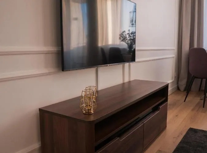 Appartement Plaza 41 *